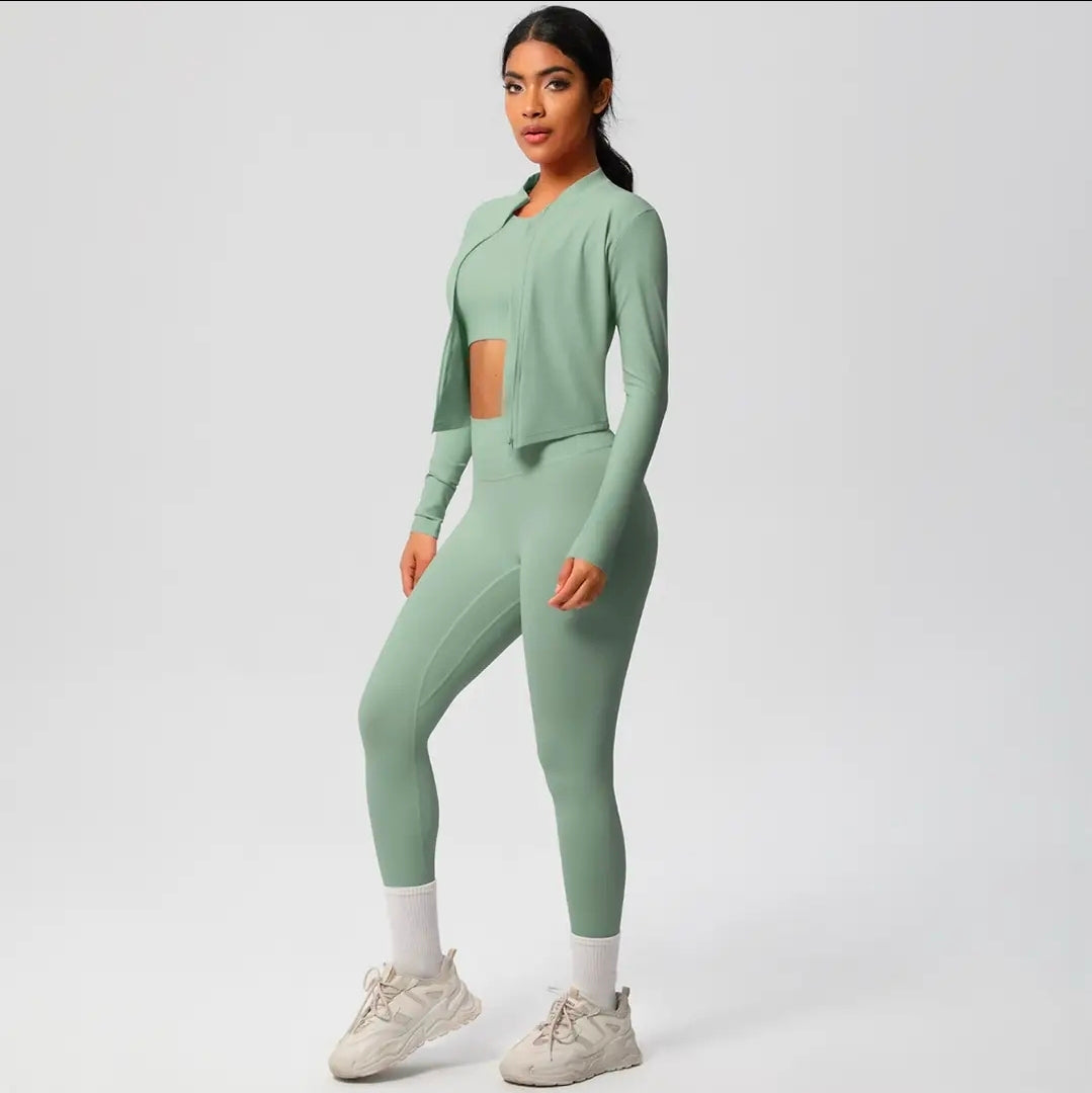 Women's 3-Piece Seamless Workout Set - Long Sleeve Zip Jacket, Crop Top & Leggings | Athletic Activewear